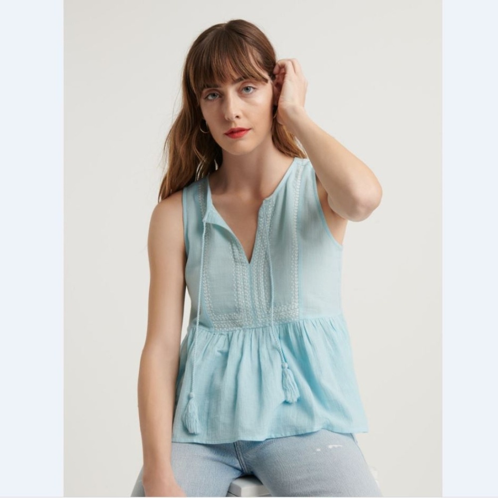 ~SOLD~ Lucky Brand Robin Embroidered Tank NWT
